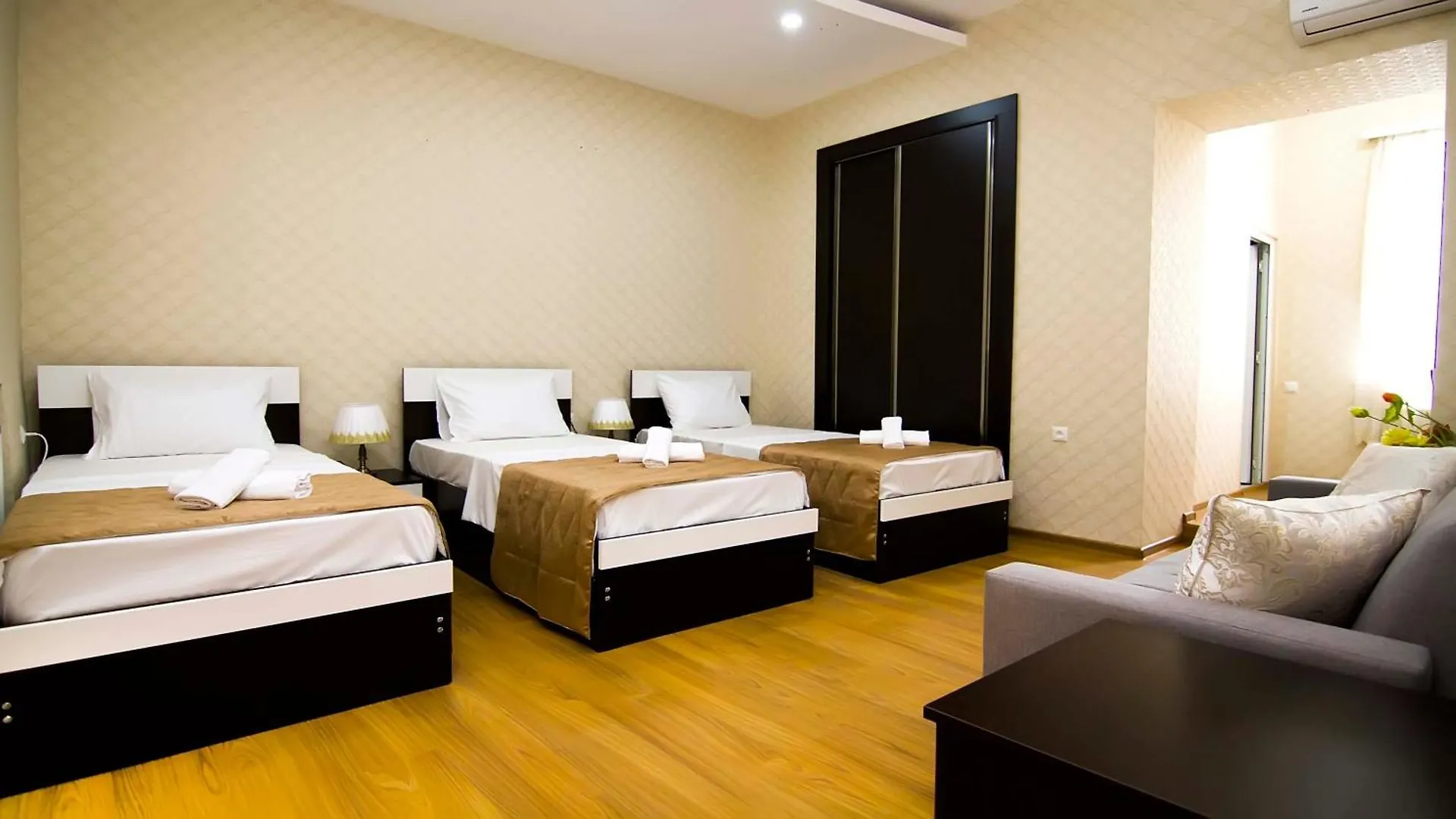 Hotel Brick House Τυφλίδα 3*,  Γεωργία